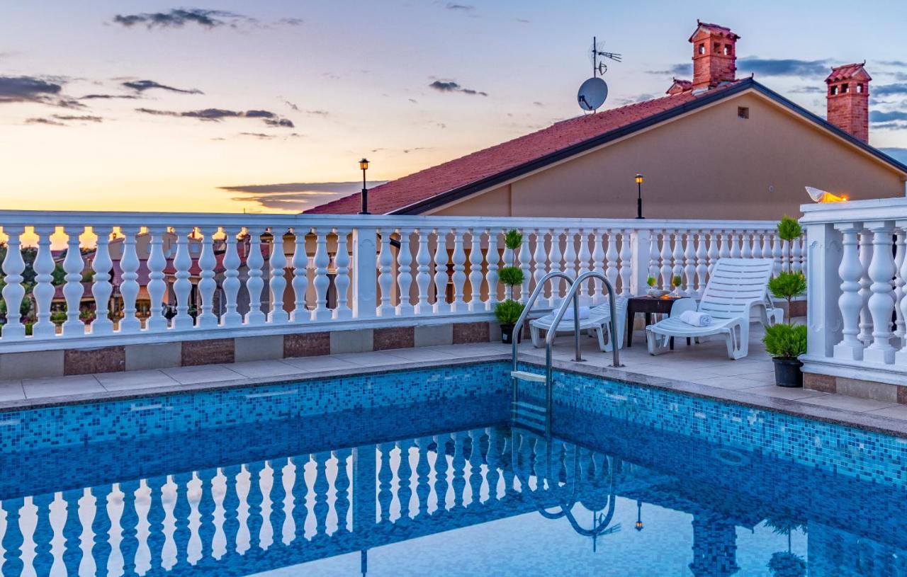 Villa San Rocco Bed & Breakfast Медулин Экстерьер фото